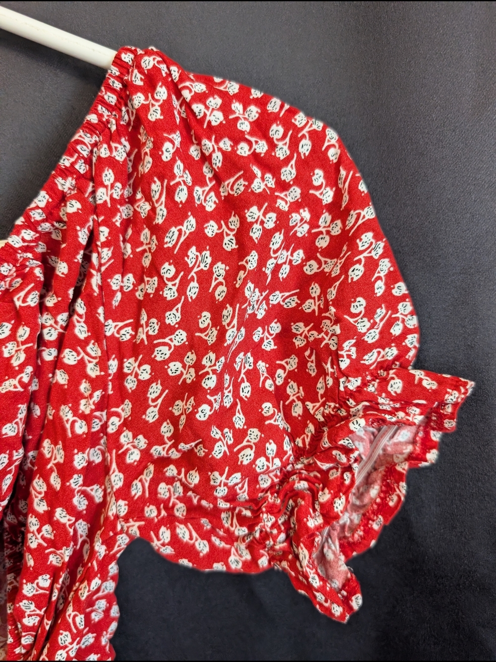Red Floral Tie-back Women’s Two Piece Flowy Puff Sleeve Crop Top Long Skirt Set - Picture 5 of 13